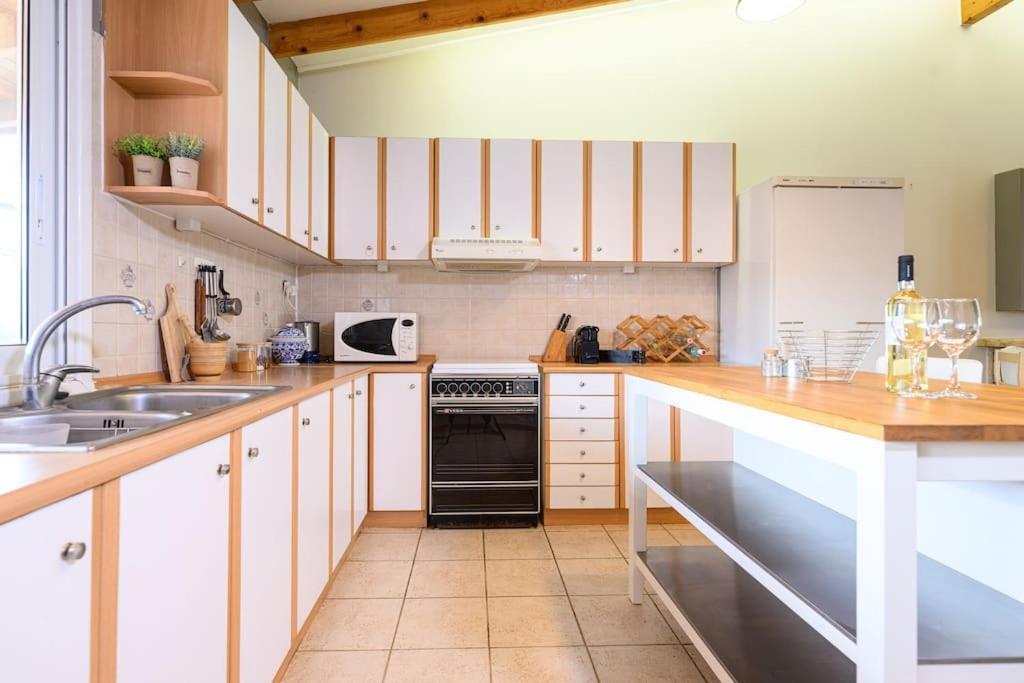 Farmbill Villa Markópoulon Buitenkant foto